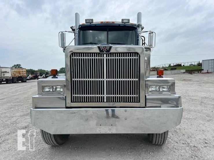 1993-western-star-4900-image-14