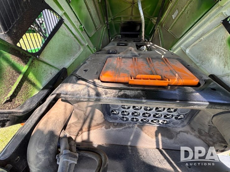 2020-john-deere-r4023-image-23