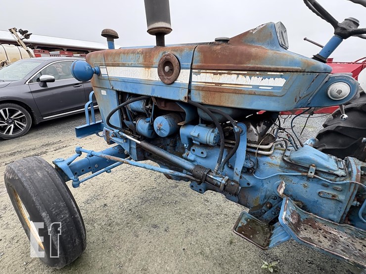 ford-4000-image-13