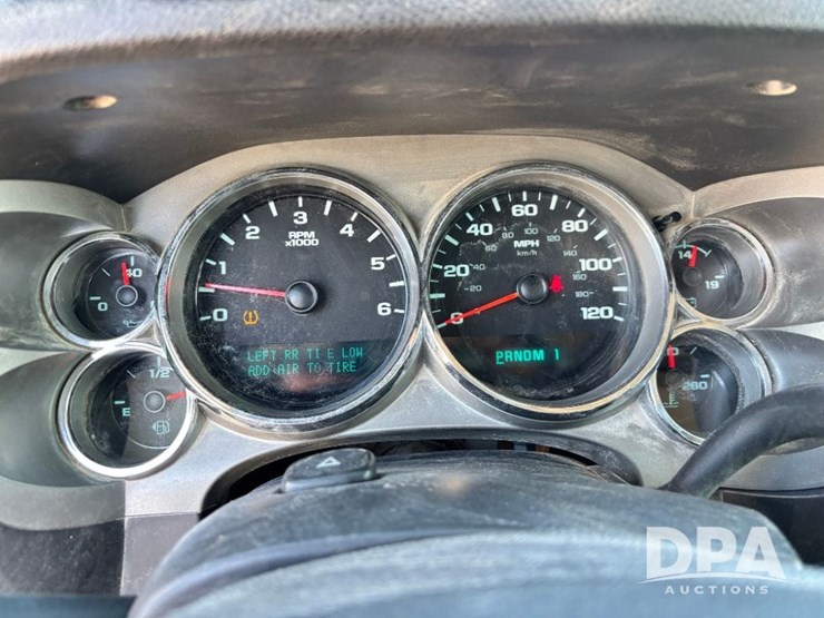 2011-chevrolet-silverado-2500hd-lt-image-80