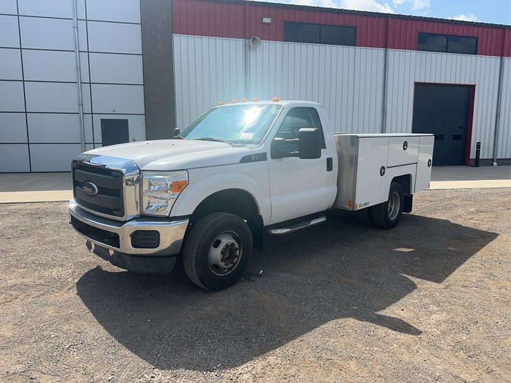 2016-ford-f350-image-1