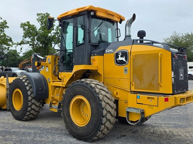2021-deere-524l-image-4