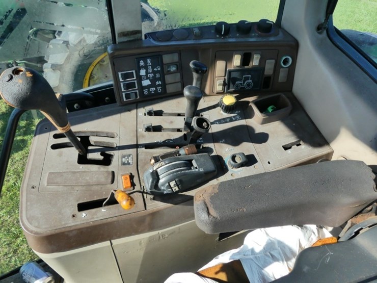 john-deere-6420-image-10