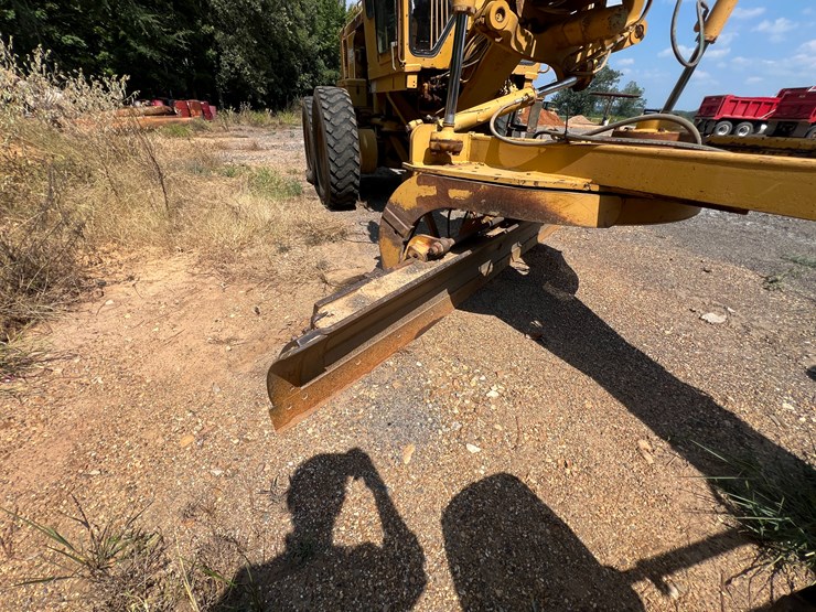 caterpillar-140g-image-41