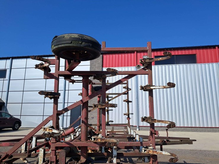 wilrich-25'-cultivator-image-6