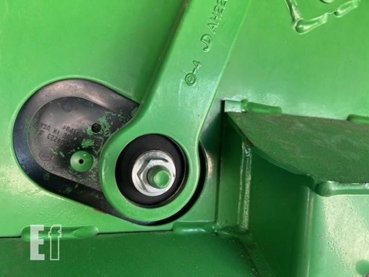 2014-john-deere-s670-image-35