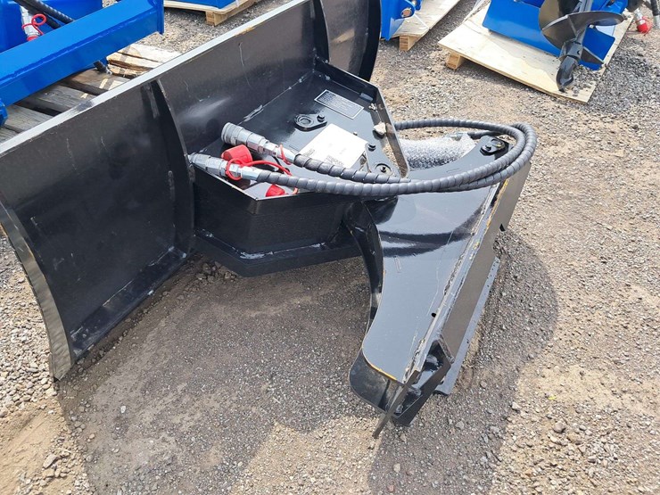 mini-snow-shovel-image-2
