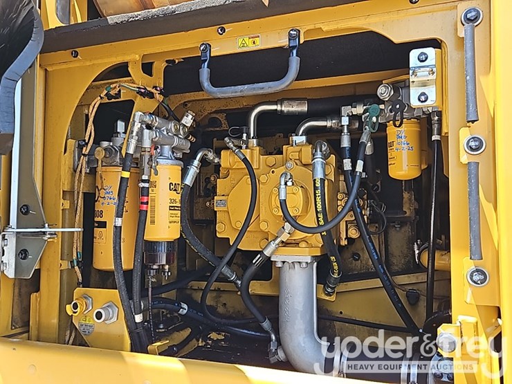 2017-caterpillar-336fl-image-30