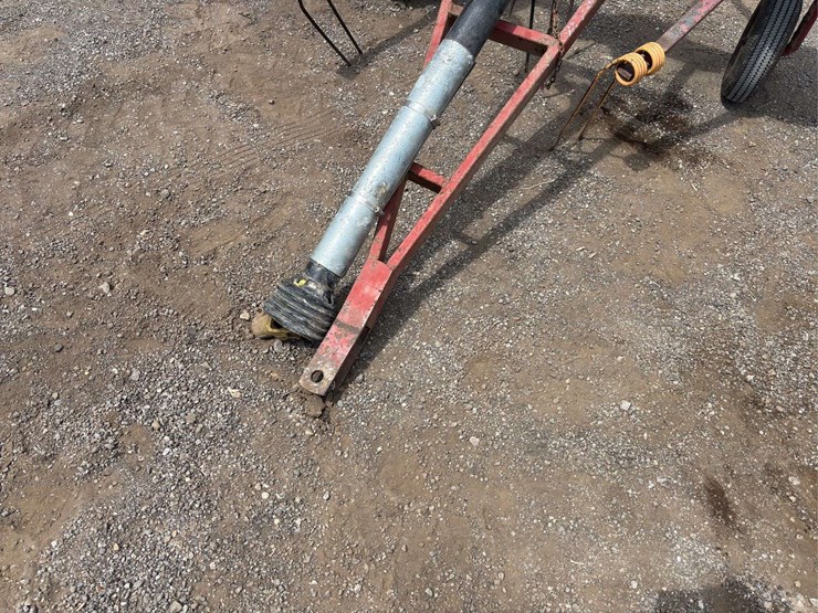 new-holland-tedder-image-7