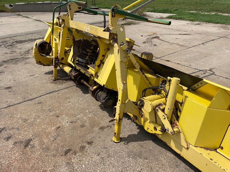 john-deere-688-image-28