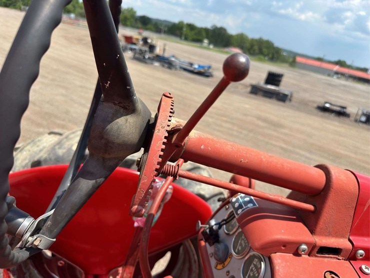 mccormick-farm-all-450-2wd-tractor-image-34
