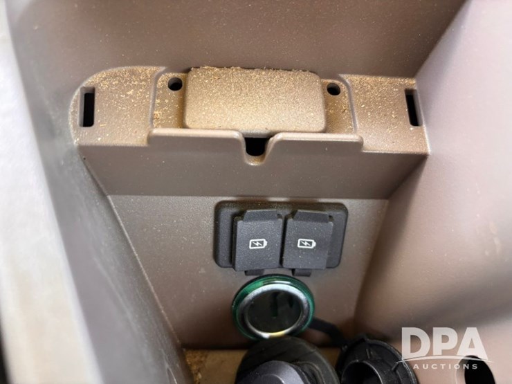 2020-john-deere-r4023-image-123