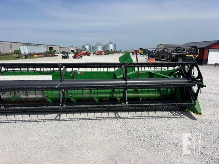 2009-john-deere-630f-image-18