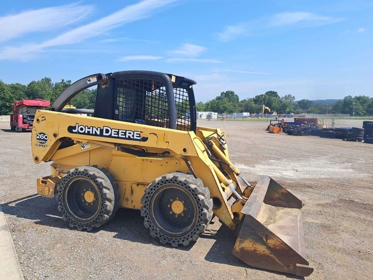 2003-john-deere-260-image-2