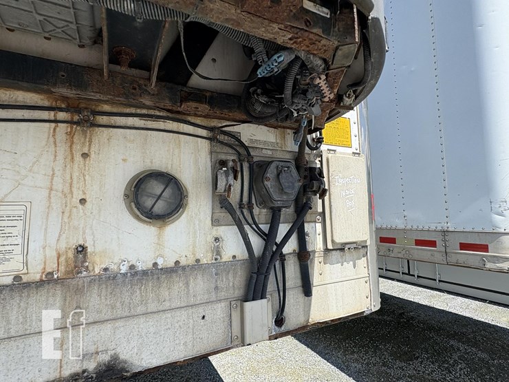 2006-utility-53'-x-102"-image-4