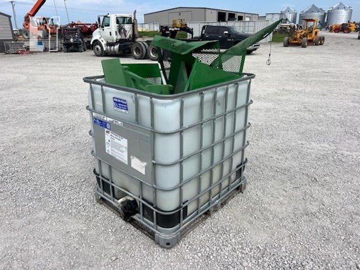 2011-john-deere-9770-sts-image-70