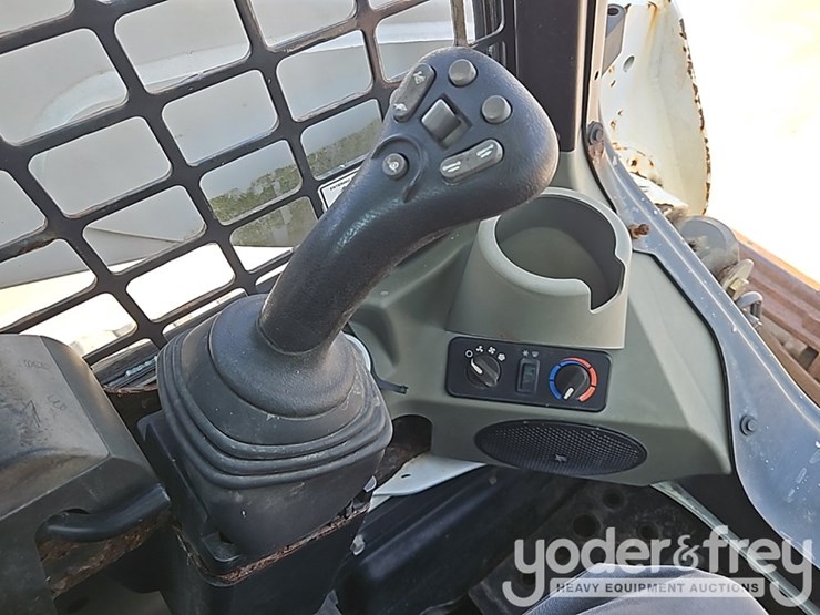 2016-bobcat-t650-image-26