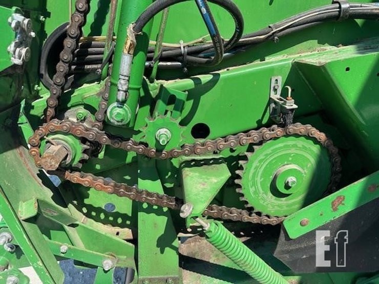 2019-john-deere-560m-image-12