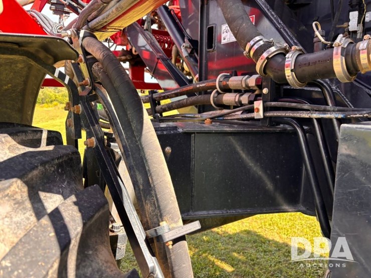2019-case-ih-patriot-4440-image-60