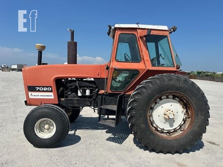 allis-chalmers-7020-image-2