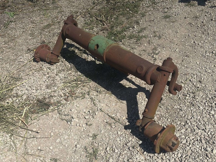 john-deere-model-b-image-2