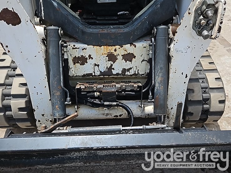 2016-bobcat-t650-image-15