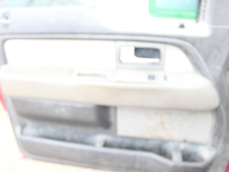2009-ford-f150-xlt-image-12