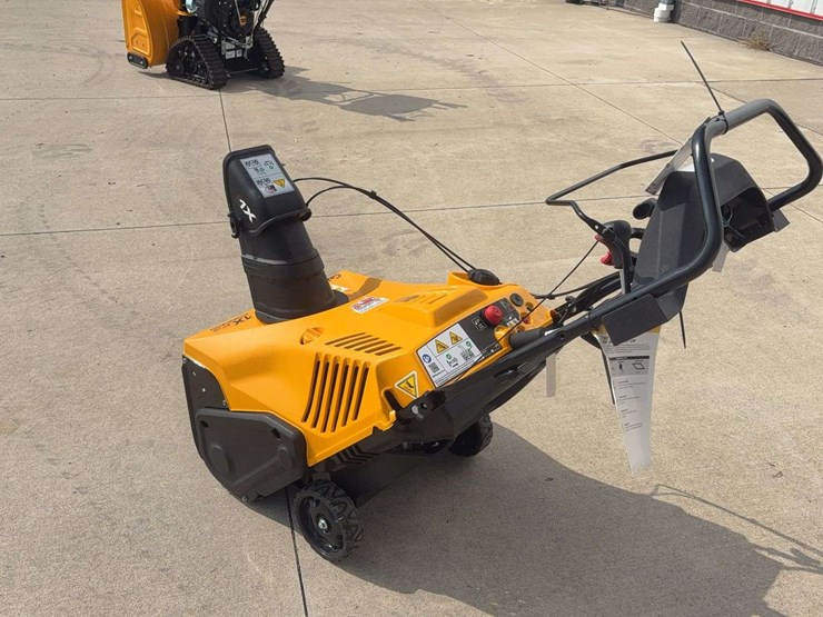 2022-cub-cadet-1x-21-lhp-snowblower-image-4