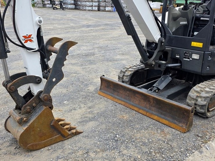 2019-bobcat-e35i-image-6