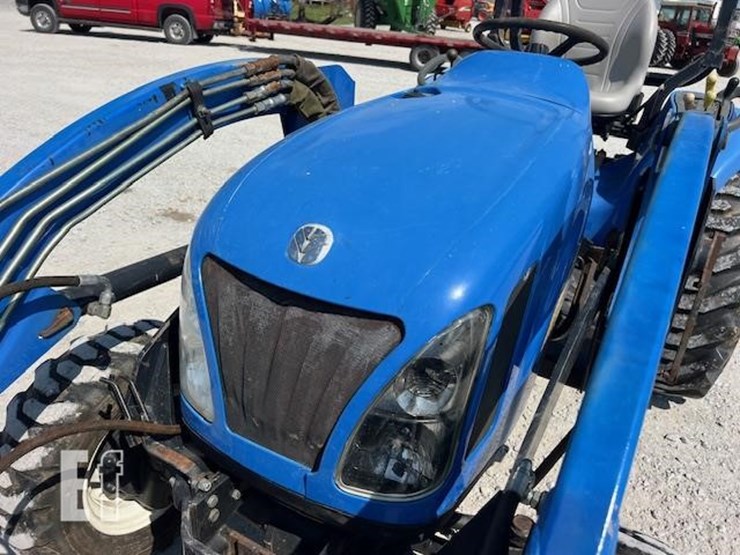 2008-new-holland-t2220-image-23
