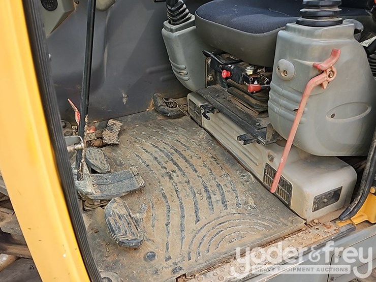 2007-volvo-ec55b-image-46