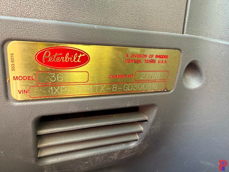 2016-peterbilt-367-image-9