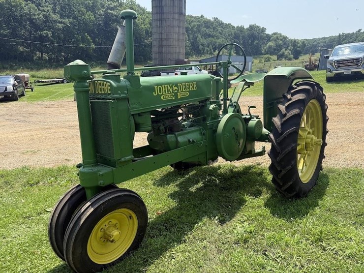 john-deere-a-image-1