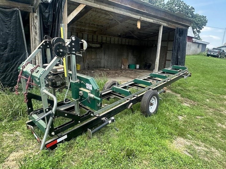 2022-woodland-mills-hm122-7-saw-mill-image-3