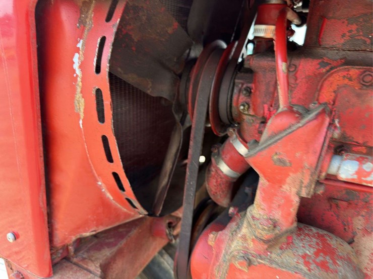 mccormick-farm-all-450-2wd-tractor-image-19