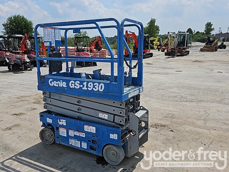 2016-genie-gs1930-image-6