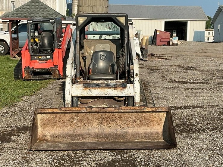 2004-bobcat-t190-image-8