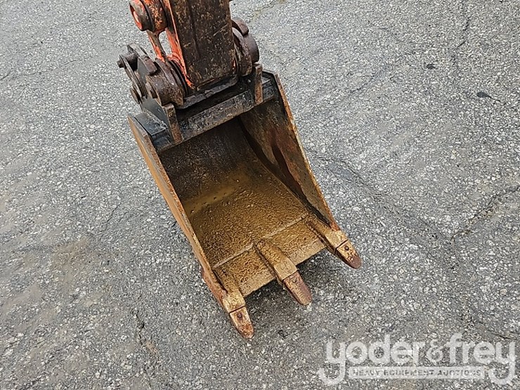 2019-kubota-kx040-4-image-13