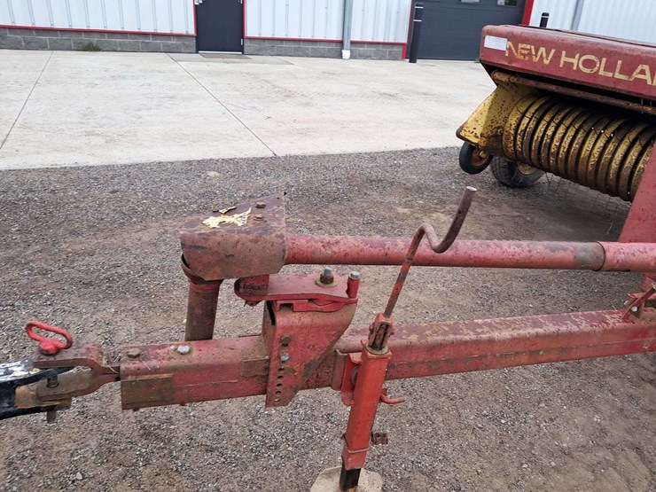 new-holland-310-image-8