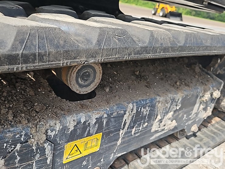 2021-kubota-kx71-3s-image-24