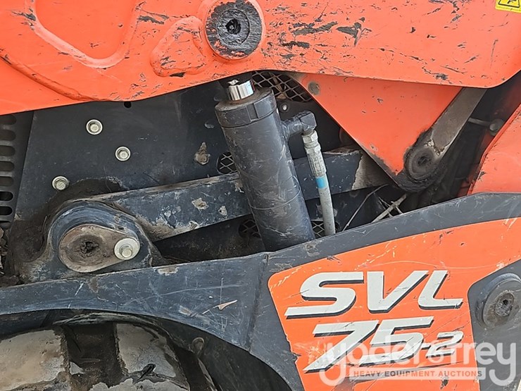 2021-kubota-svl75-2-image-17