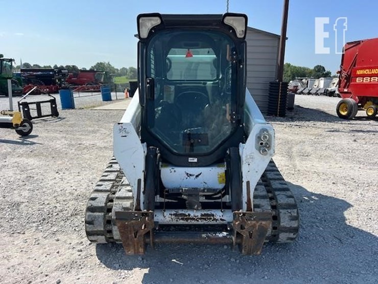 2021-bobcat-t595-image-7