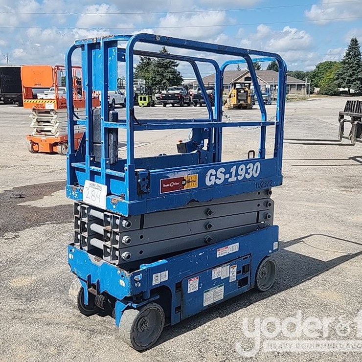 2016 GENIE GS1930
