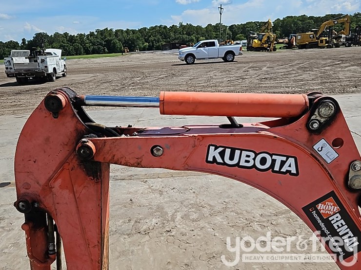 2018-kubota-k008-3-image-17