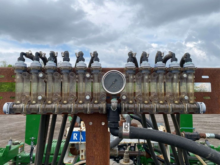 john-deere-2510h-image-8