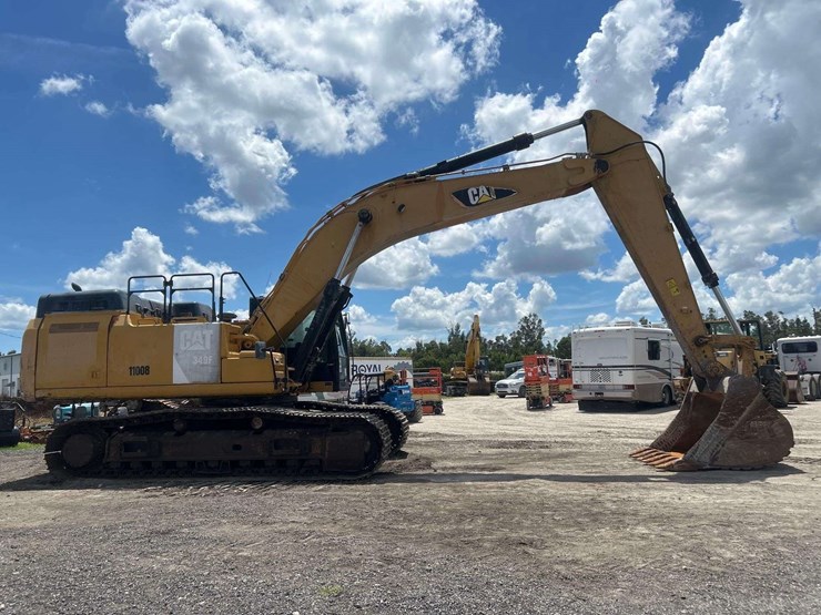2016-caterpillar-349f-image-54