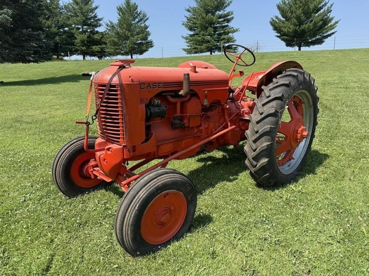 case-dc-4-tractor-image-1
