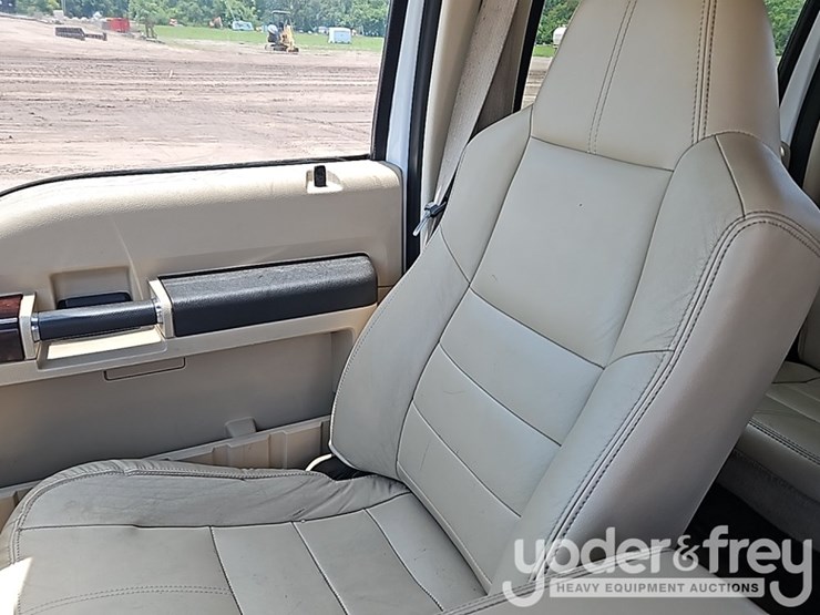 2008-ford-f350-image-31