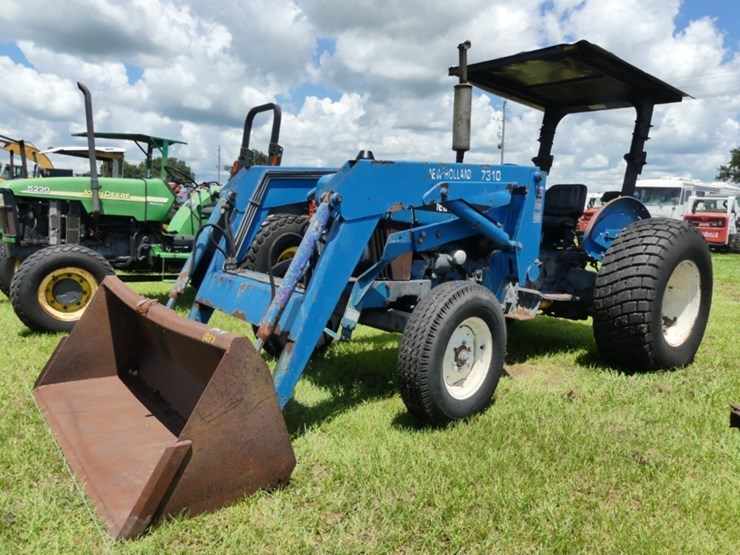 new-holland-3930-image-1