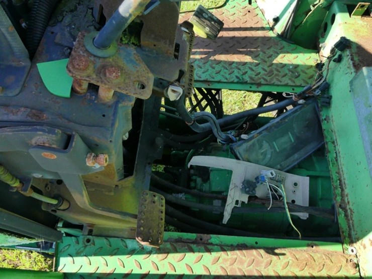 2009-john-deere-7330-image-14